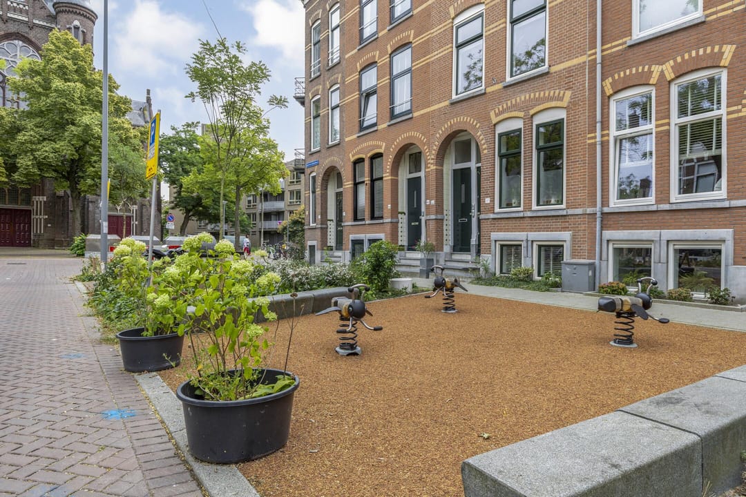 Photo 8 of Blommersdijkselaan 7-A