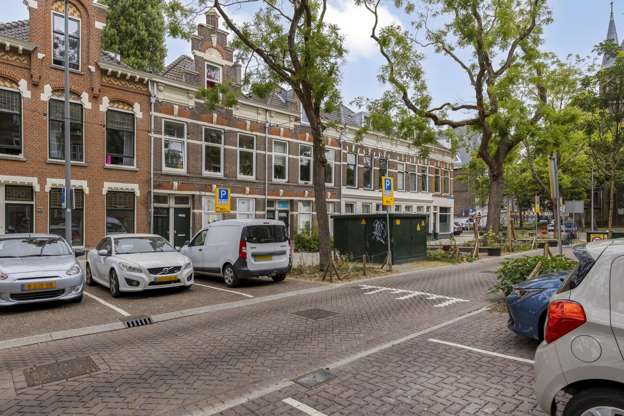 Photo 24 of Blommersdijkselaan 7-A