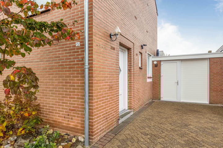 Foto 8 van Heiveldstraat 15