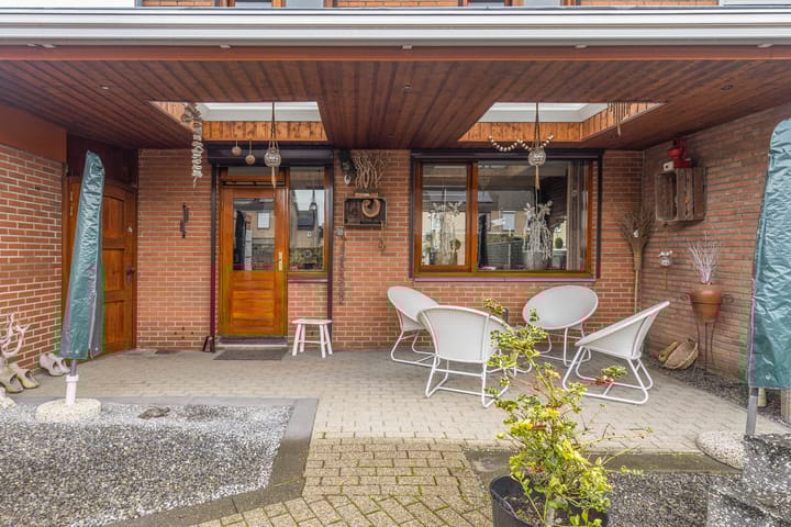 Photo 27 of Heiveldstraat 23