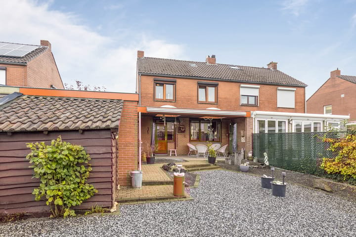 Photo 30 of Heiveldstraat 23