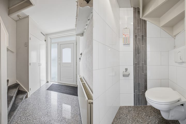 Photo 8 of De Vooghtstraat 14