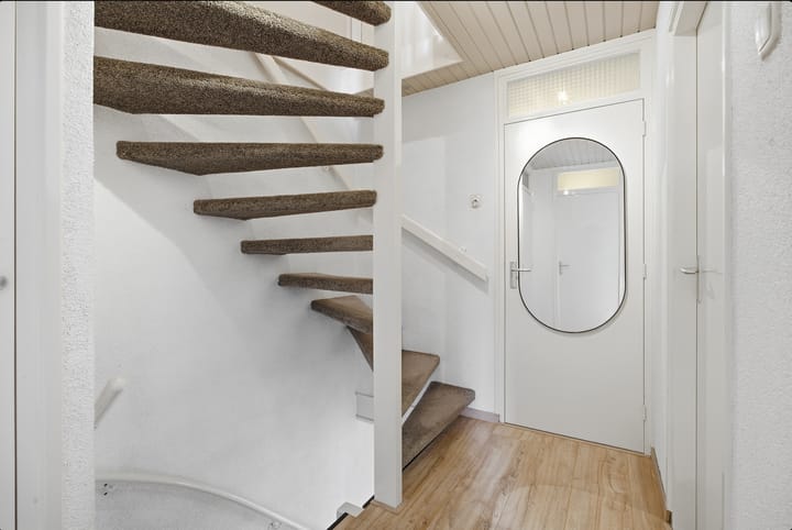 Photo 17 of De Vooghtstraat 14