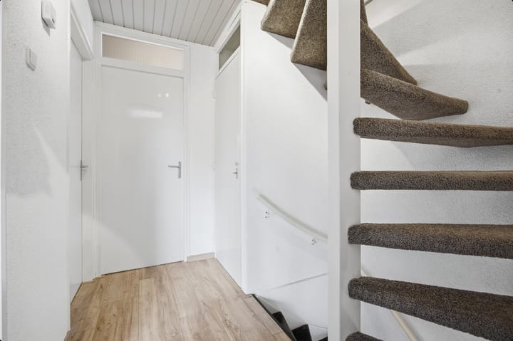 Photo 18 of De Vooghtstraat 14