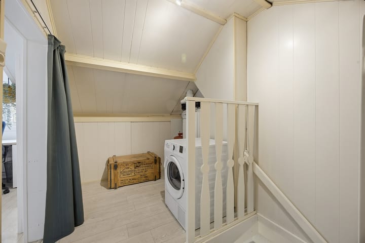 Photo 32 of De Vooghtstraat 14