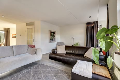 Meerkoet 15 secondary image