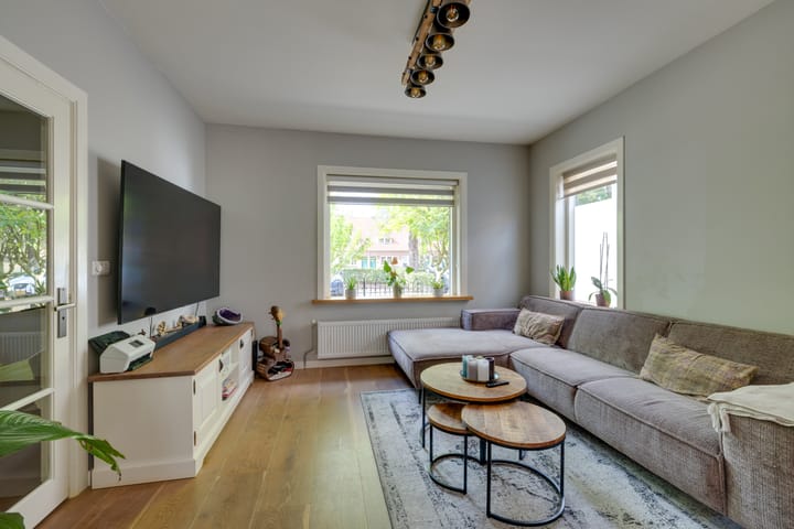 Photo 10 of Jan van der Heijdenstraat 245