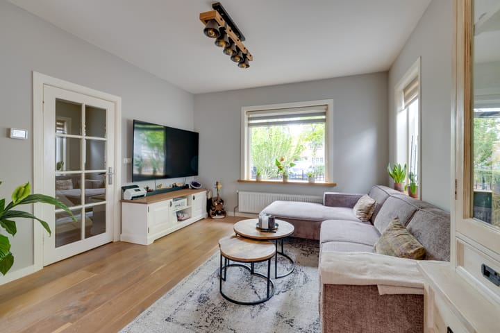 Photo 11 of Jan van der Heijdenstraat 245