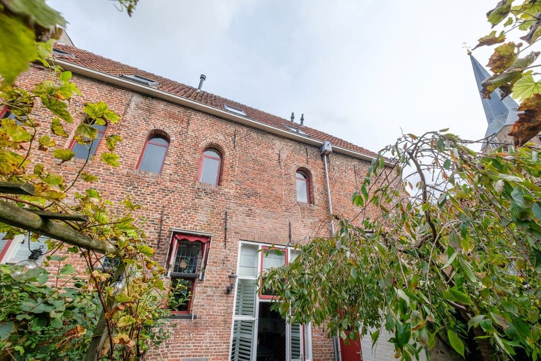 Foto 31 van Hofstraat 16