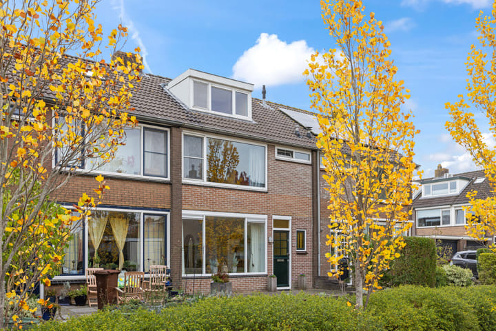 Photo 4 of Jan van Ieperenstraat 27