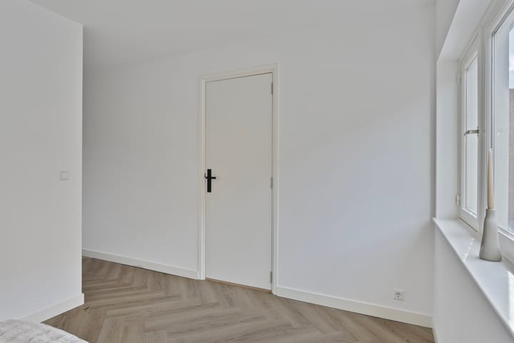 Foto 16 van Paulus Potterstraat 9-B