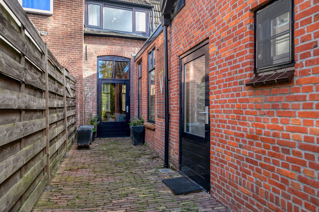 Photo 31 of Edenstraat 70
