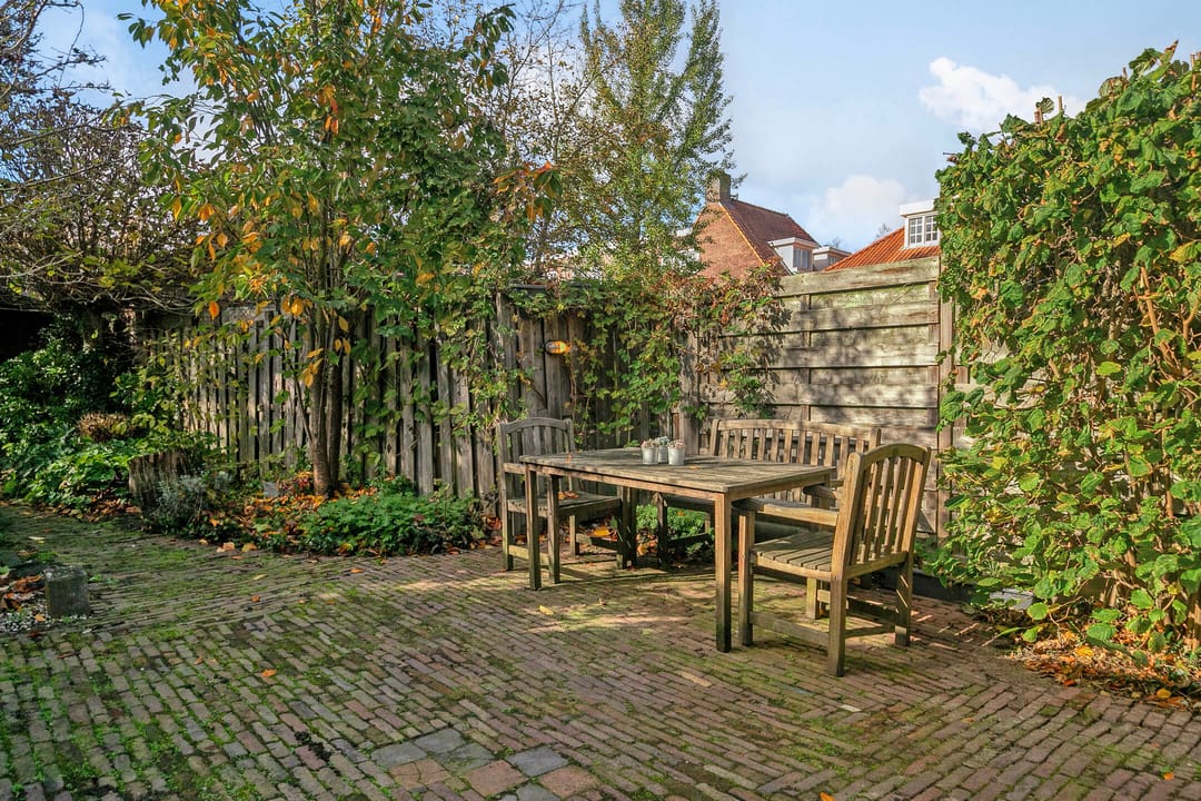 Photo 32 of Edenstraat 70
