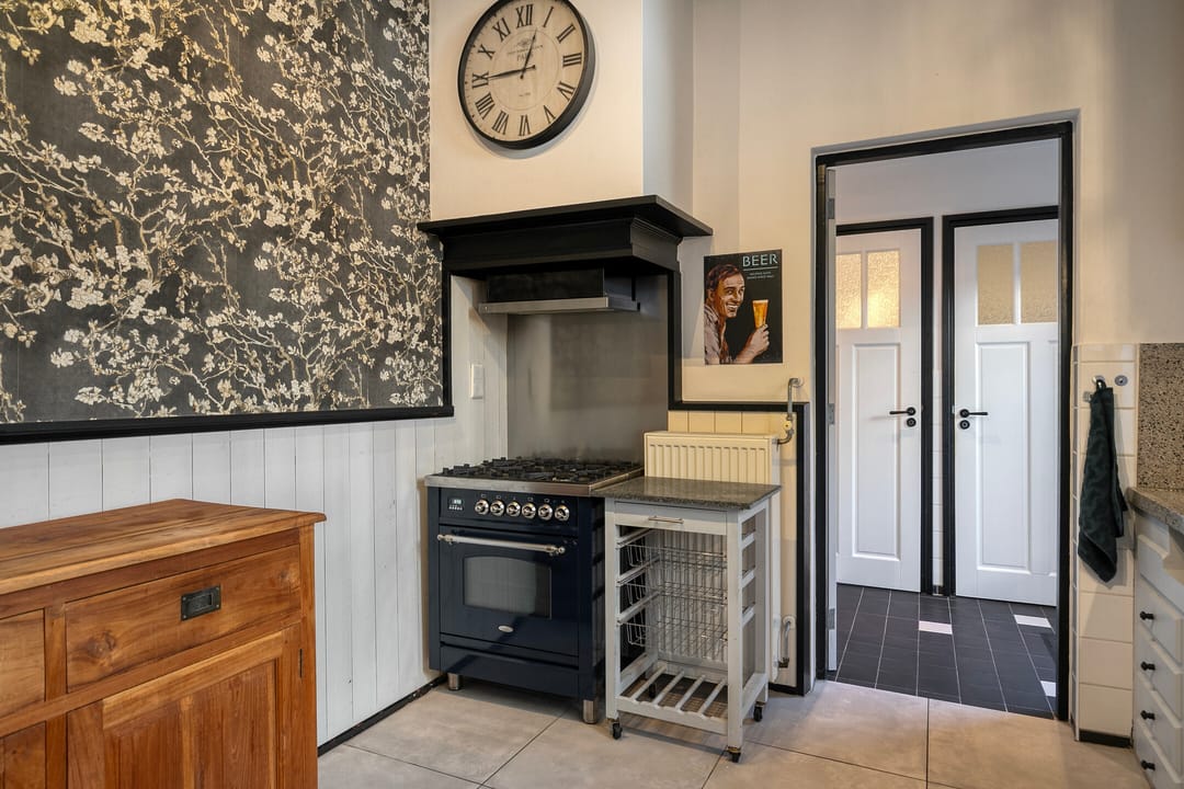 Photo 17 of Edenstraat 70