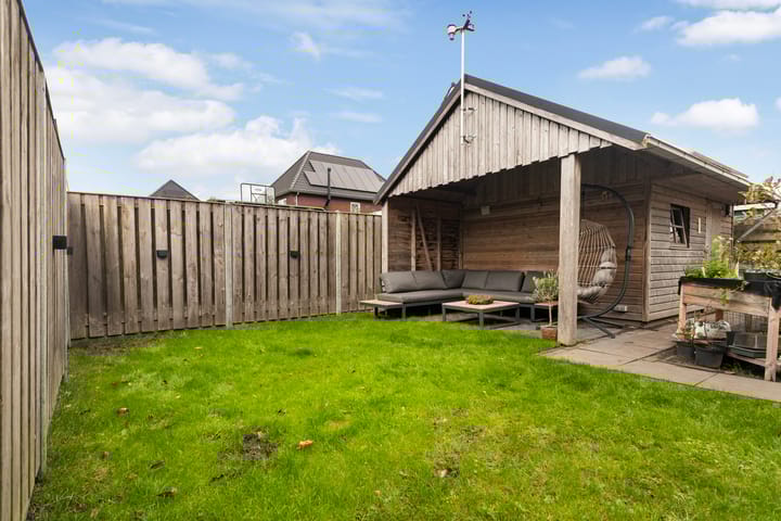 Photo 27 of It Blauleech 54