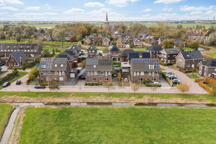 Photo 35 of It Blauleech 54