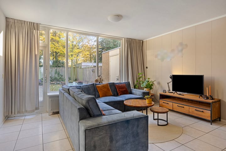 Foto 9 van Staringstraat 84