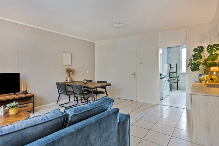 Foto 12 van Staringstraat 84