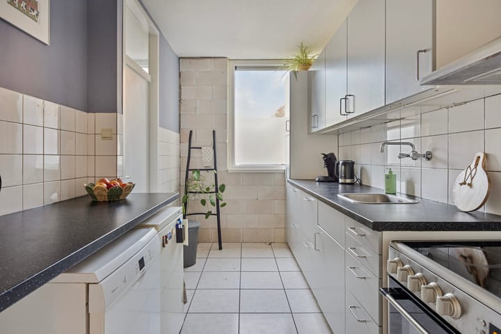 Foto 15 van Staringstraat 84