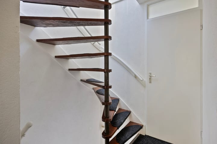 Foto 17 van Staringstraat 84