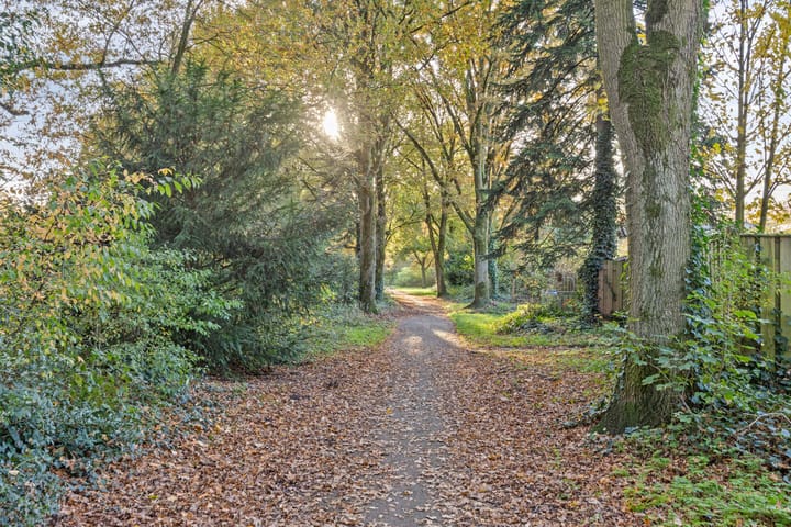 Foto 36 van Staringstraat 84