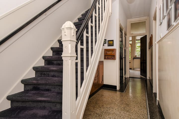 Photo 19 of Emmastraat 47