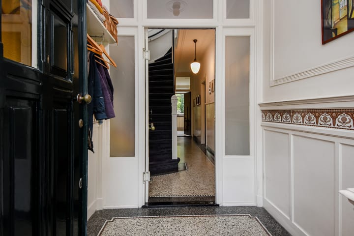 Photo 33 of Emmastraat 47