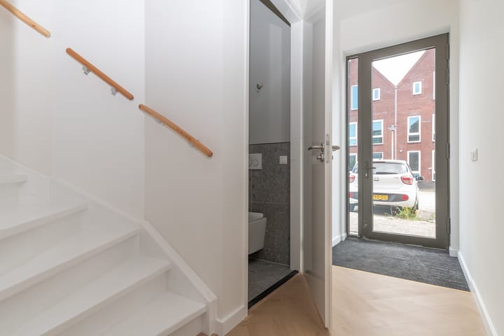 Photo 11 of Litouwenstraat 14