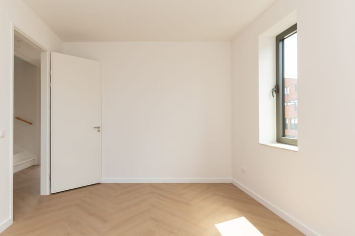 Photo 24 of Litouwenstraat 14