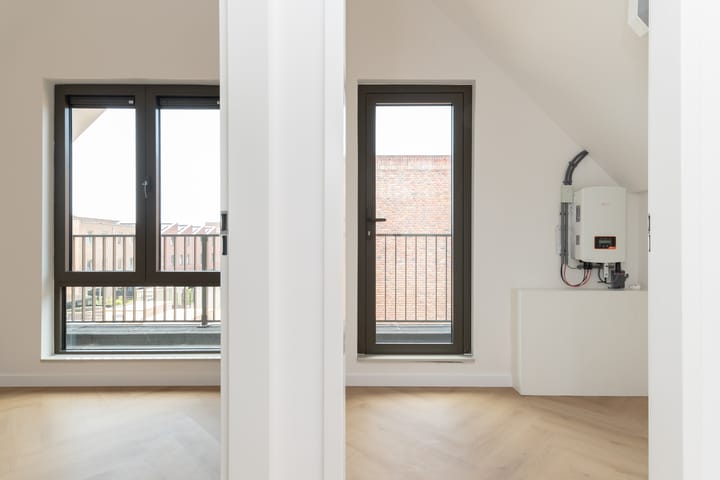 Photo 31 of Litouwenstraat 14