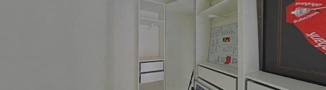 Walk-in closet