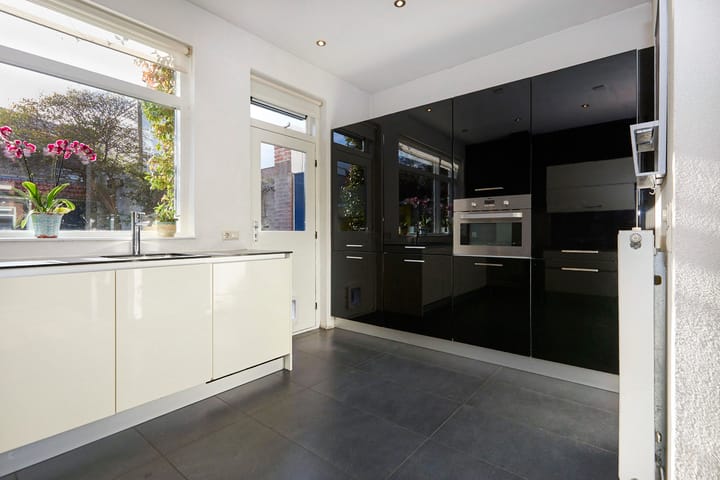 Foto 14 van Julianastraat 3