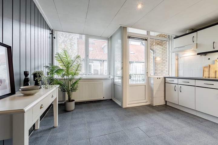 Foto 18 van Oranjeplantsoen 27