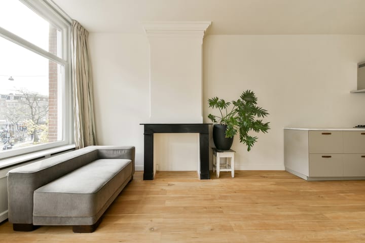 Photo 5 of Frederik Hendrikstraat 124-1