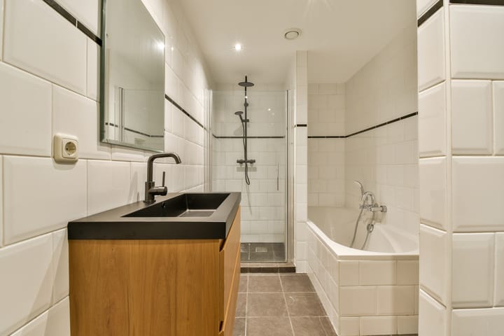 Photo 14 of Frederik Hendrikstraat 124-1