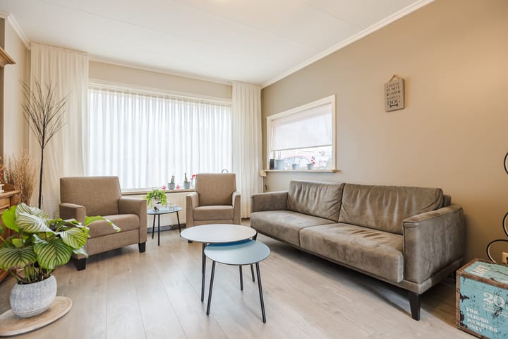 Foto 6 van Schoolstraat 11