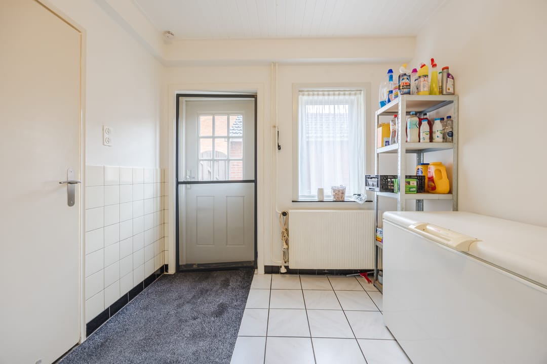 Photo 13 of Schoolstraat 11