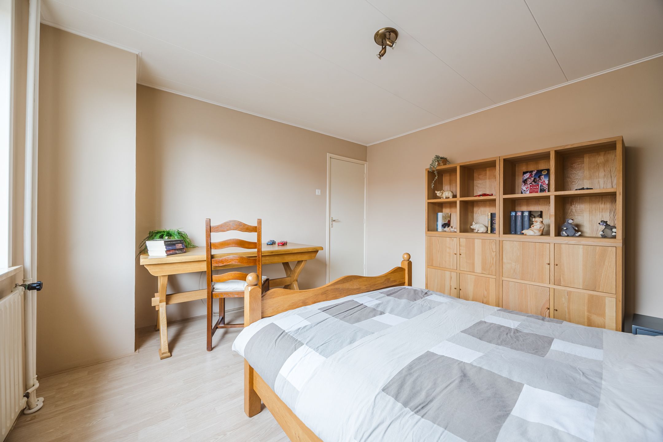 Photo 18 of Schoolstraat 11