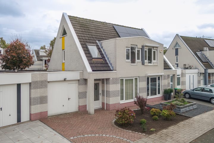 Foto 6 van Raamhof 35