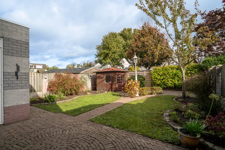 Foto 9 van Raamhof 35