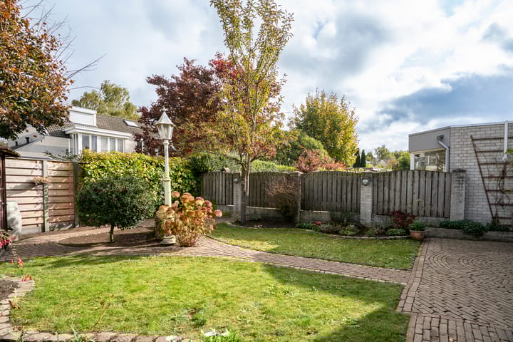 Foto 11 van Raamhof 35