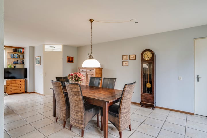 Foto 15 van Raamhof 35