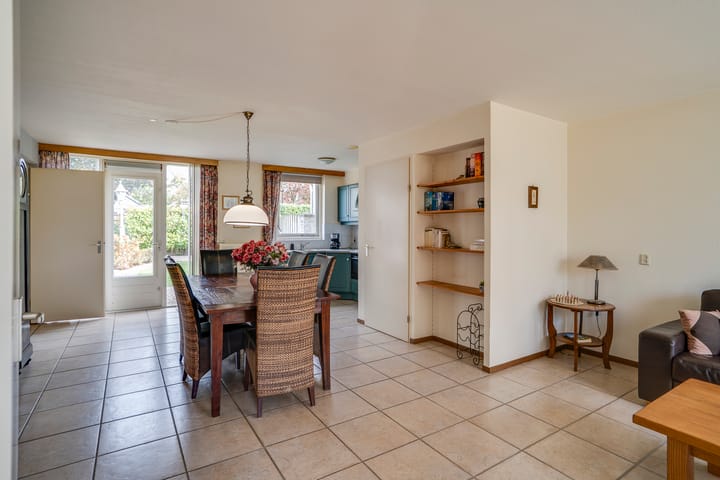 Foto 18 van Raamhof 35