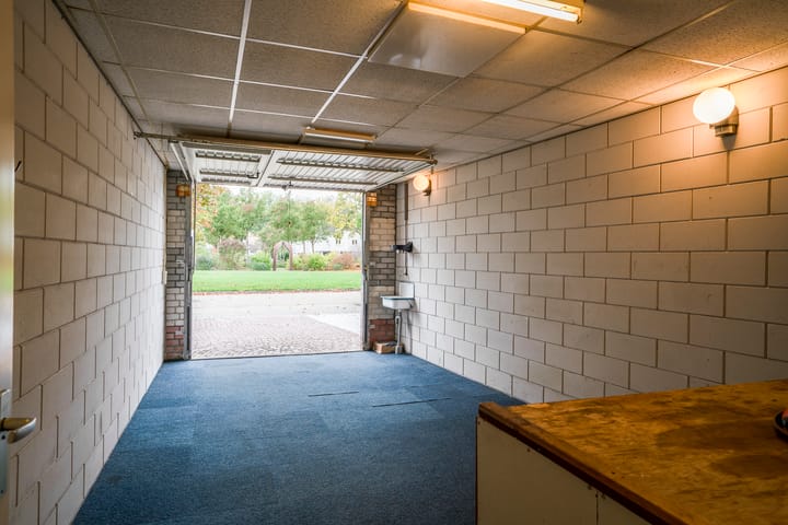 Foto 24 van Raamhof 35