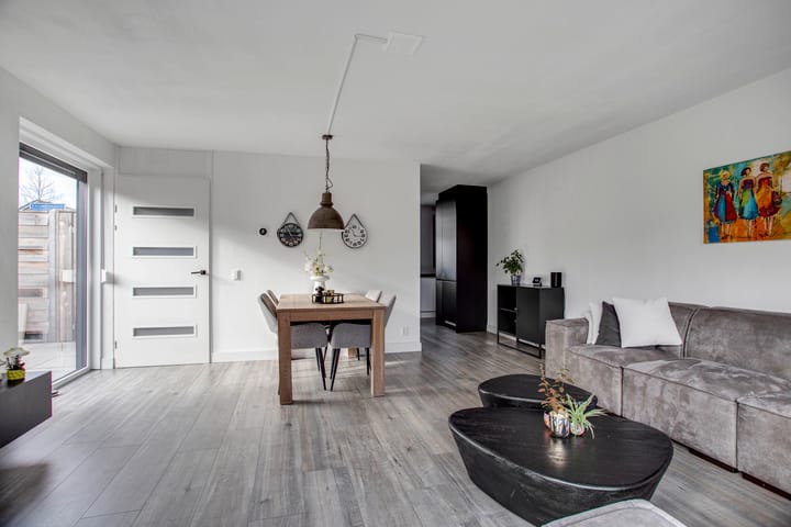 Foto 16 van Emsdettenplein 2