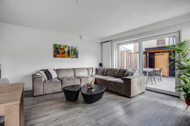 Foto 18 van Emsdettenplein 2