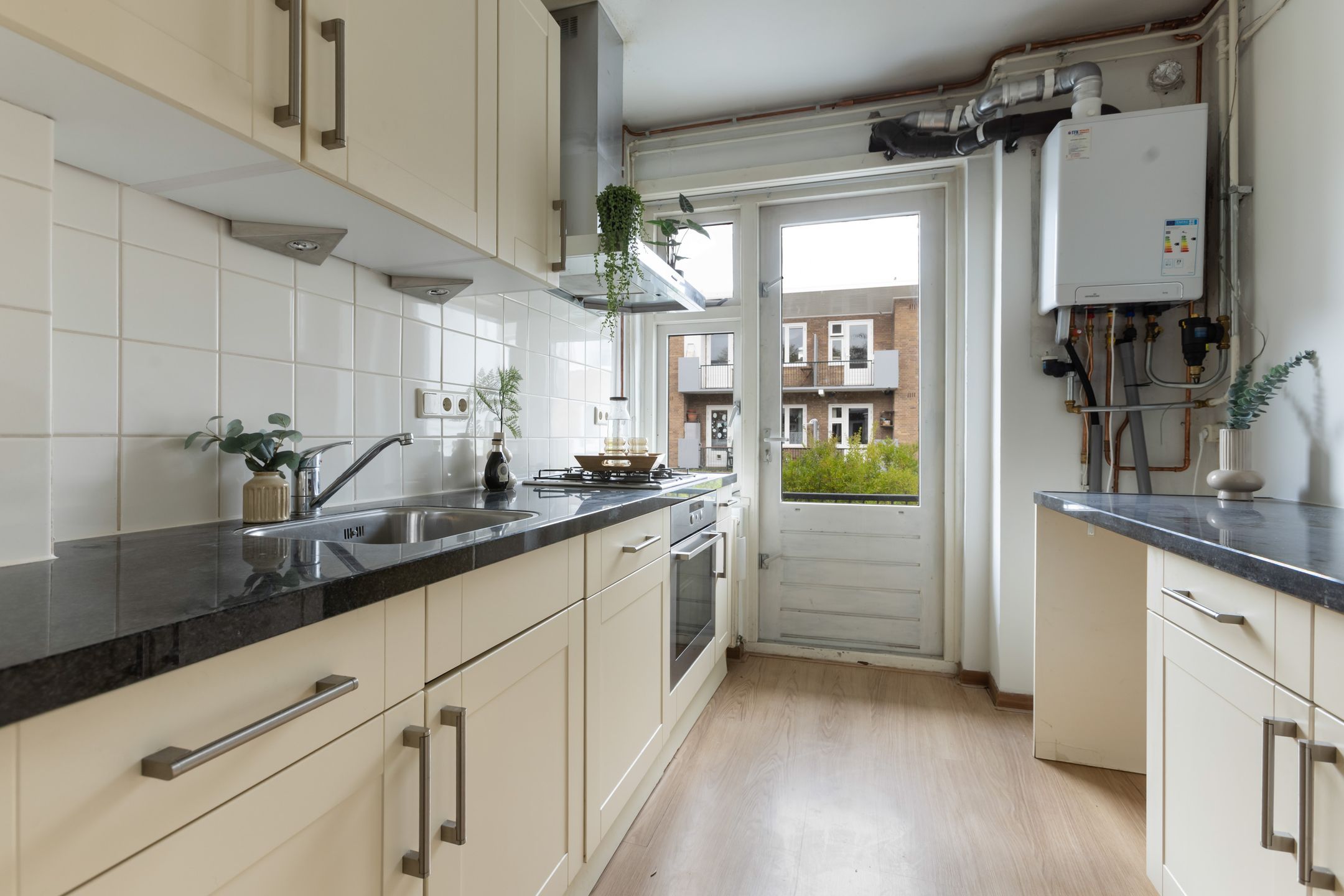 Foto 6 van Linnaeusparkweg 232-1