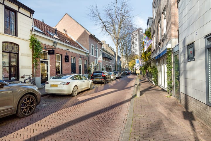 Foto 29 van Grote Berg 32-B