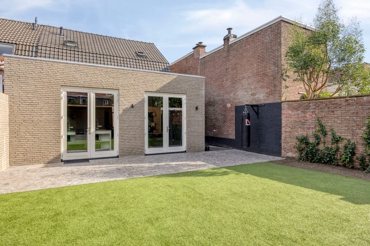 Foto 43 van Pastoor Dijkmansstraat 8