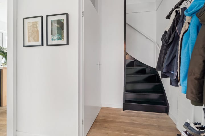 Photo 9 of Frederik Hendriklaan 26